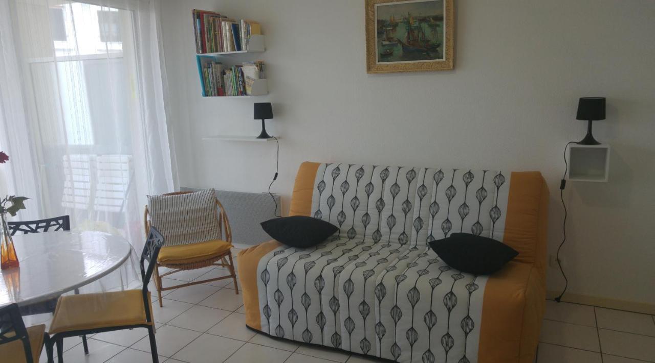 studio idéal couple 2 enfants, bien situé, calme Ciboure Esterno foto